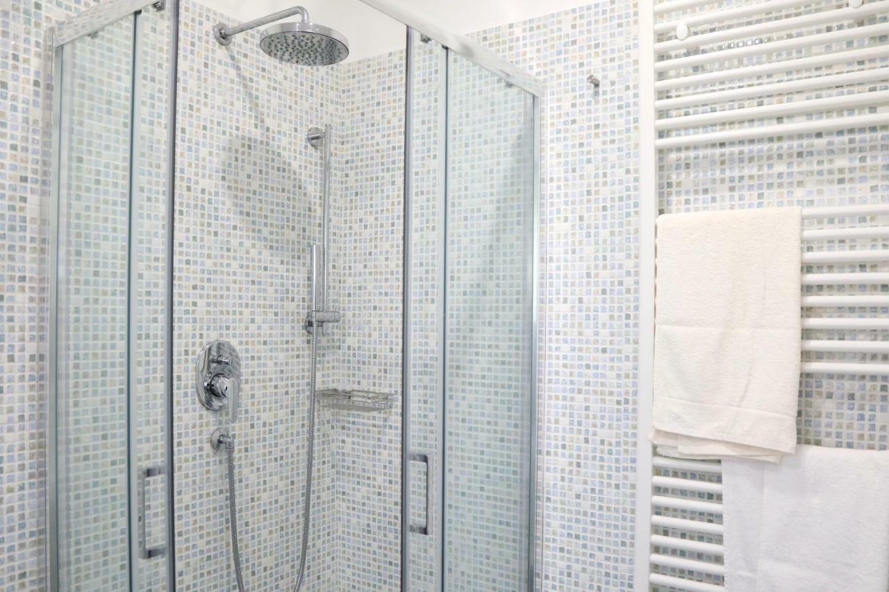 カンポバッソ Primo A Destra Bed & Breakfast エクステリア 写真
